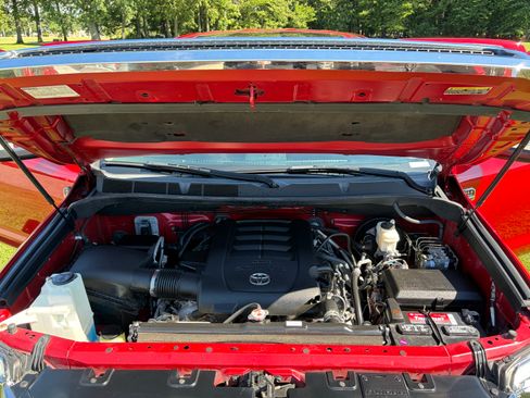 Used 2018 Toyota Tundra 1794 Edition AWD/4WD image 12