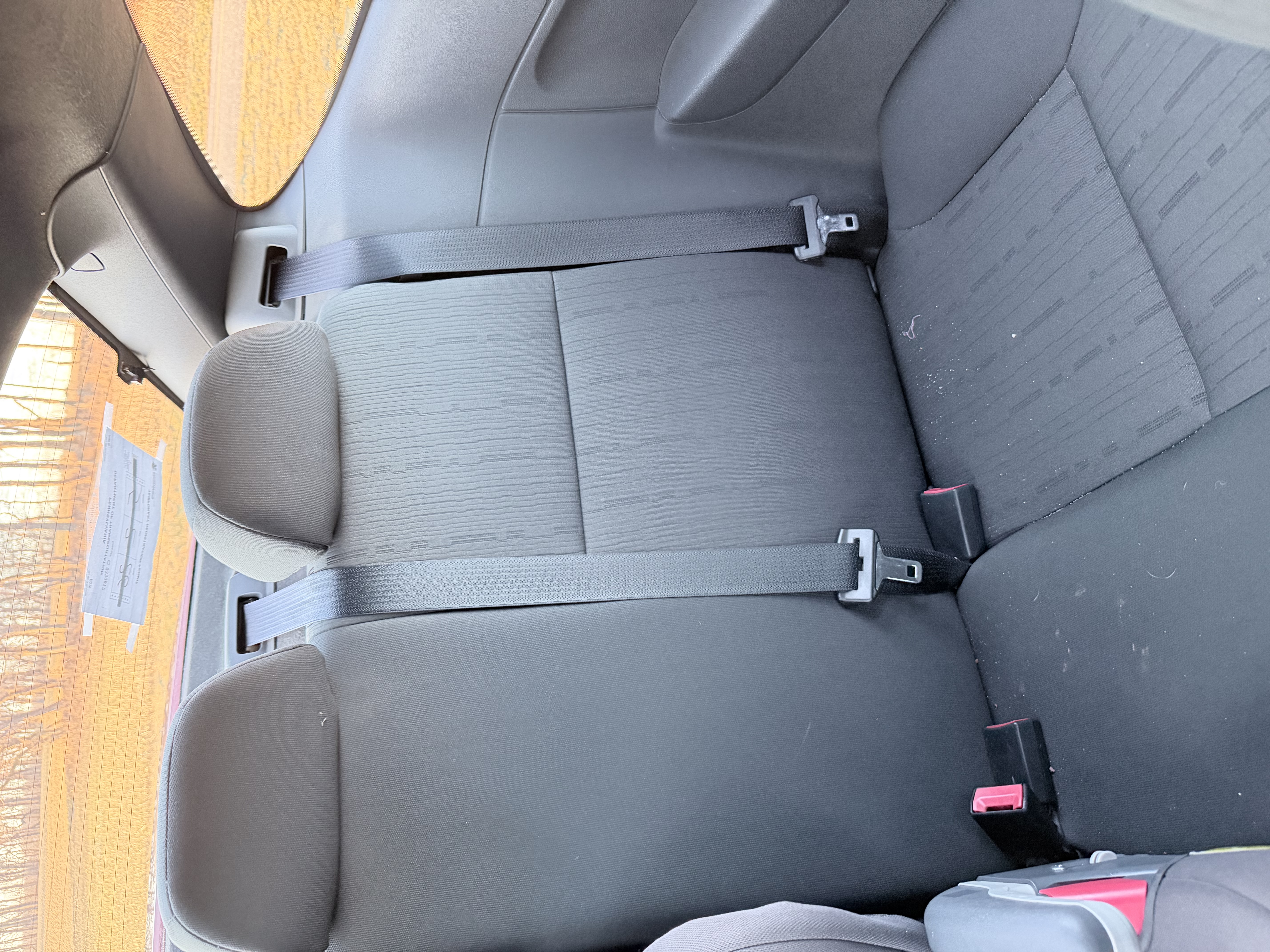 Used 2010 Ford Focus SE FWD image 11