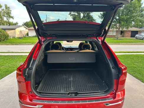 Used 2018 Volvo XC60 T6 Inscription w/ Convenience Package AWD/4WD image 14