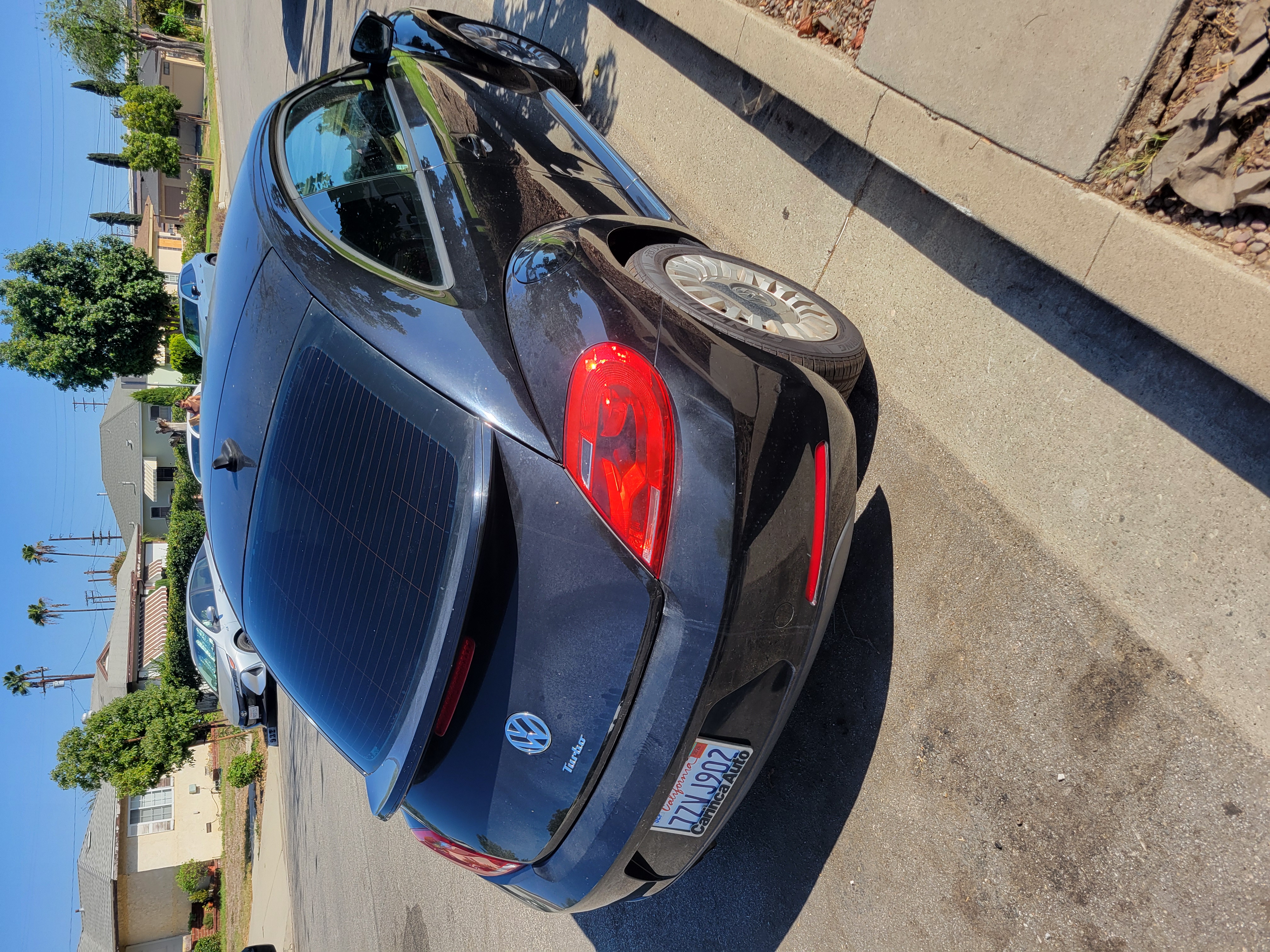 Used 2016 Volkswagen Beetle 1.8T SEL FWD image 4