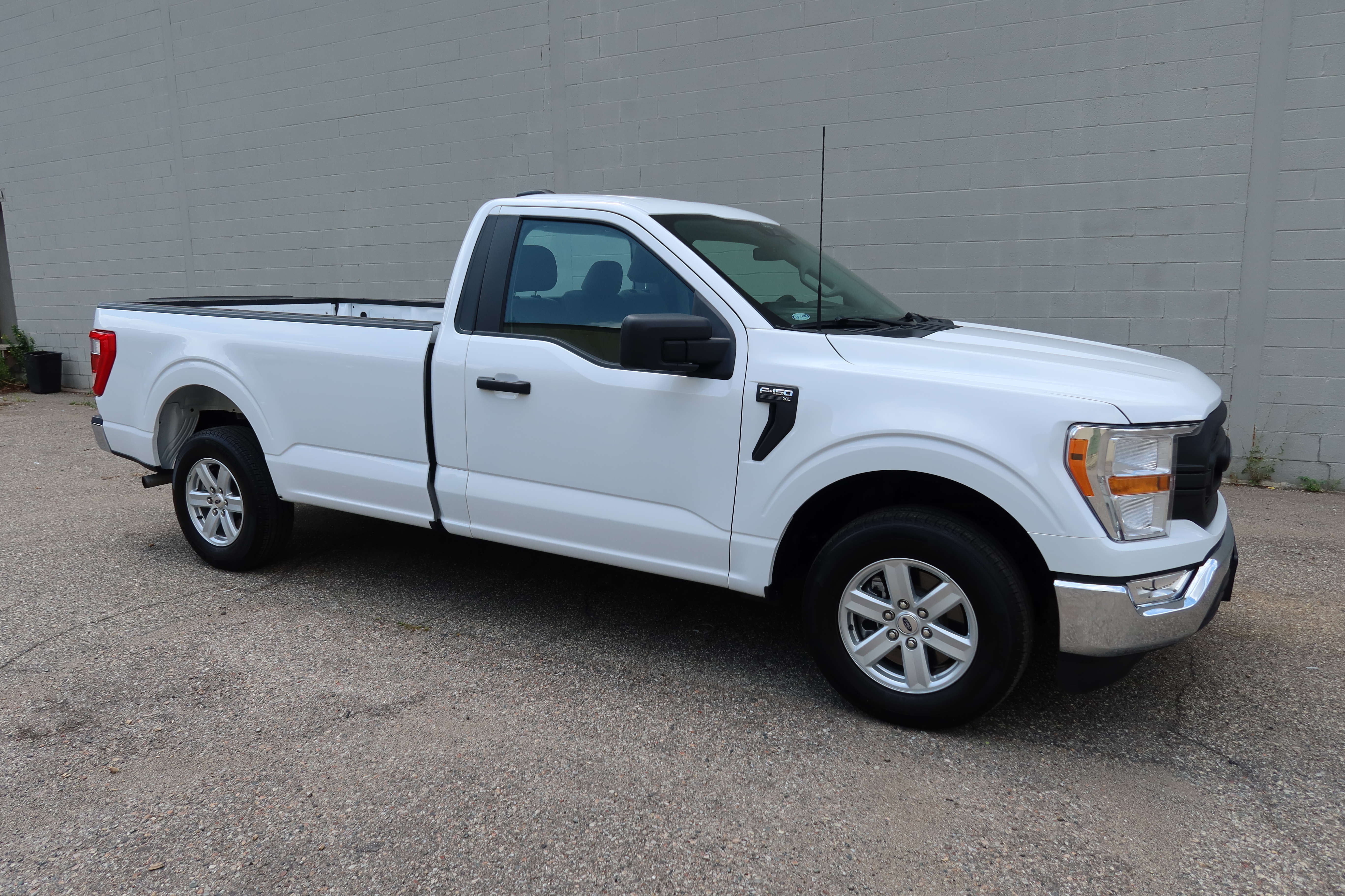Used 2022 Ford F150 XL w/ Equipment Group 101A High RWD image 6