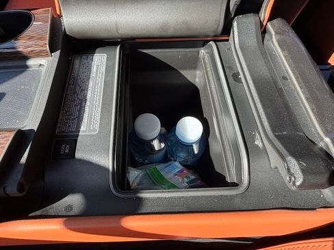 Used 2023 Lexus LX 600 4WD w/ Ultra Luxury Package image 11