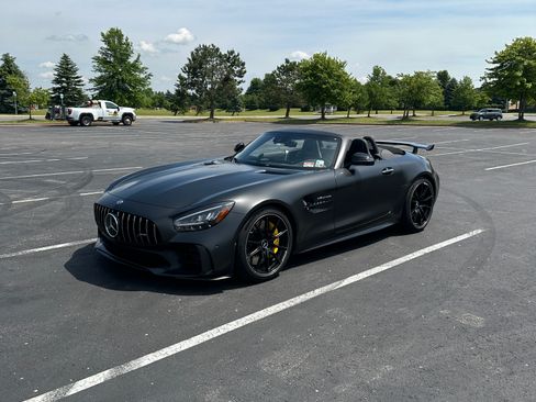 Used 2020 Mercedes-Benz AMG GT R image 18