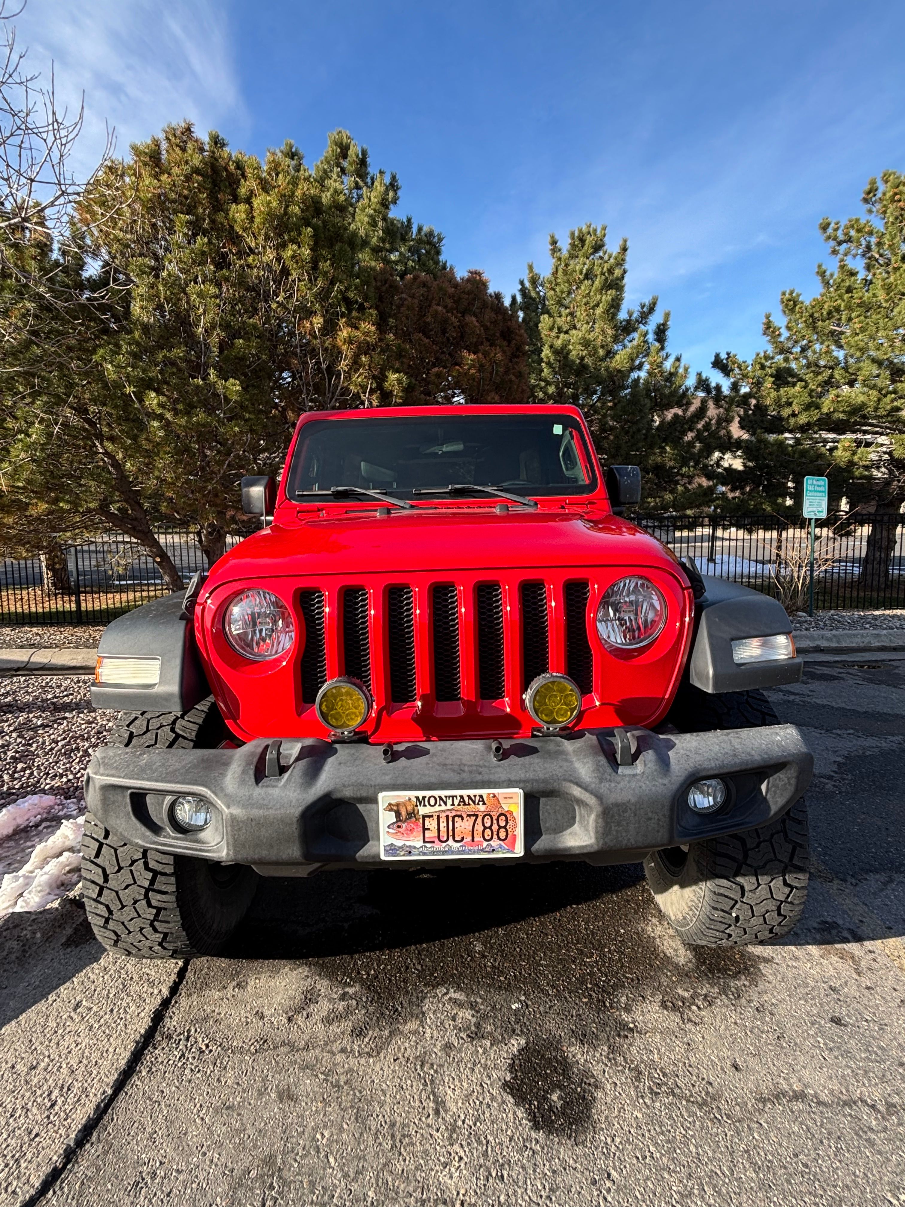 Used 2018 Jeep Wrangler Unlimited Sport S AWD/4WD image 2