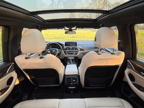 Used 2019 BMW X3 sDrive30i w/ Premium Package image 6