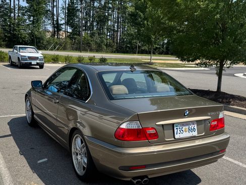 Used 2005 BMW 330Ci Coupe RWD image 6