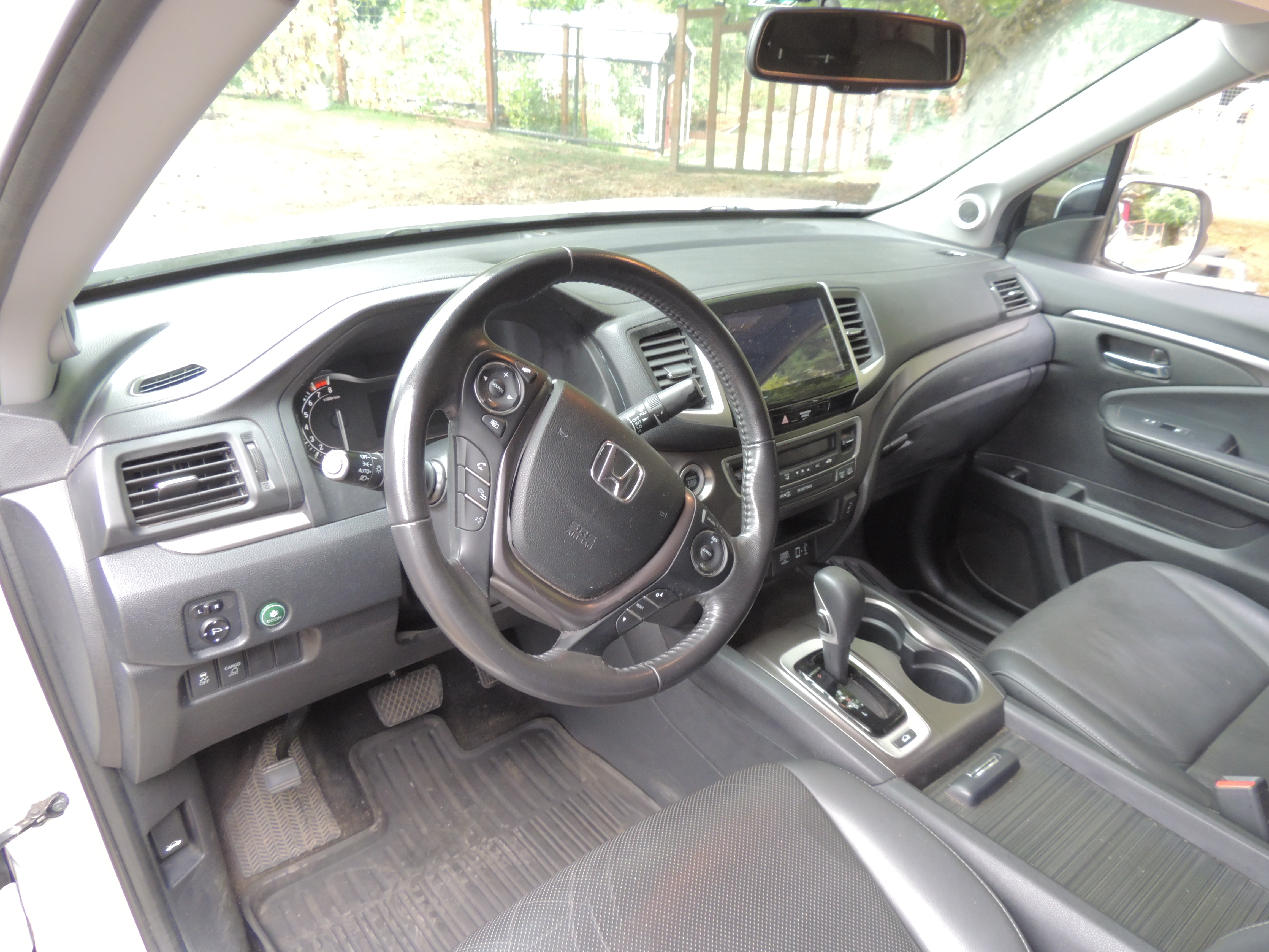 Used 2017 Honda Ridgeline RTL-T image 13
