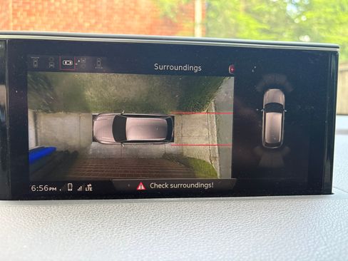 Used 2018 Audi Q7 3.0T Prestige AWD/4WD image 19