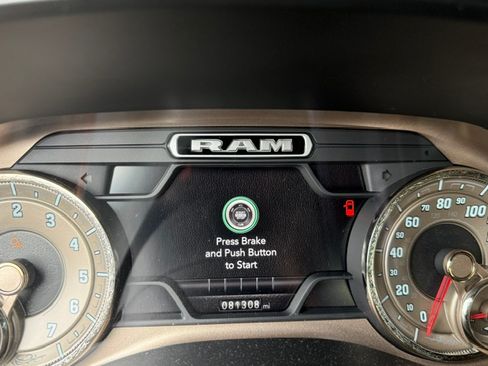 Used 2019 RAM 1500 Limited w/ Bed Utility Group RWD image 10