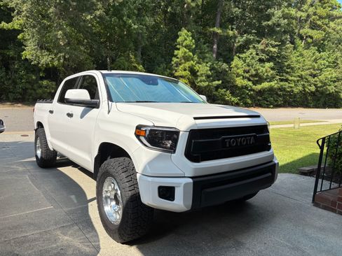 Used 2017 Toyota Tundra TRD Pro image 1