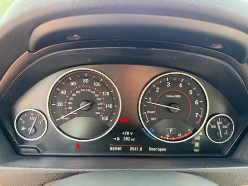 Used 2017 BMW 330i Sedan RWD image 12