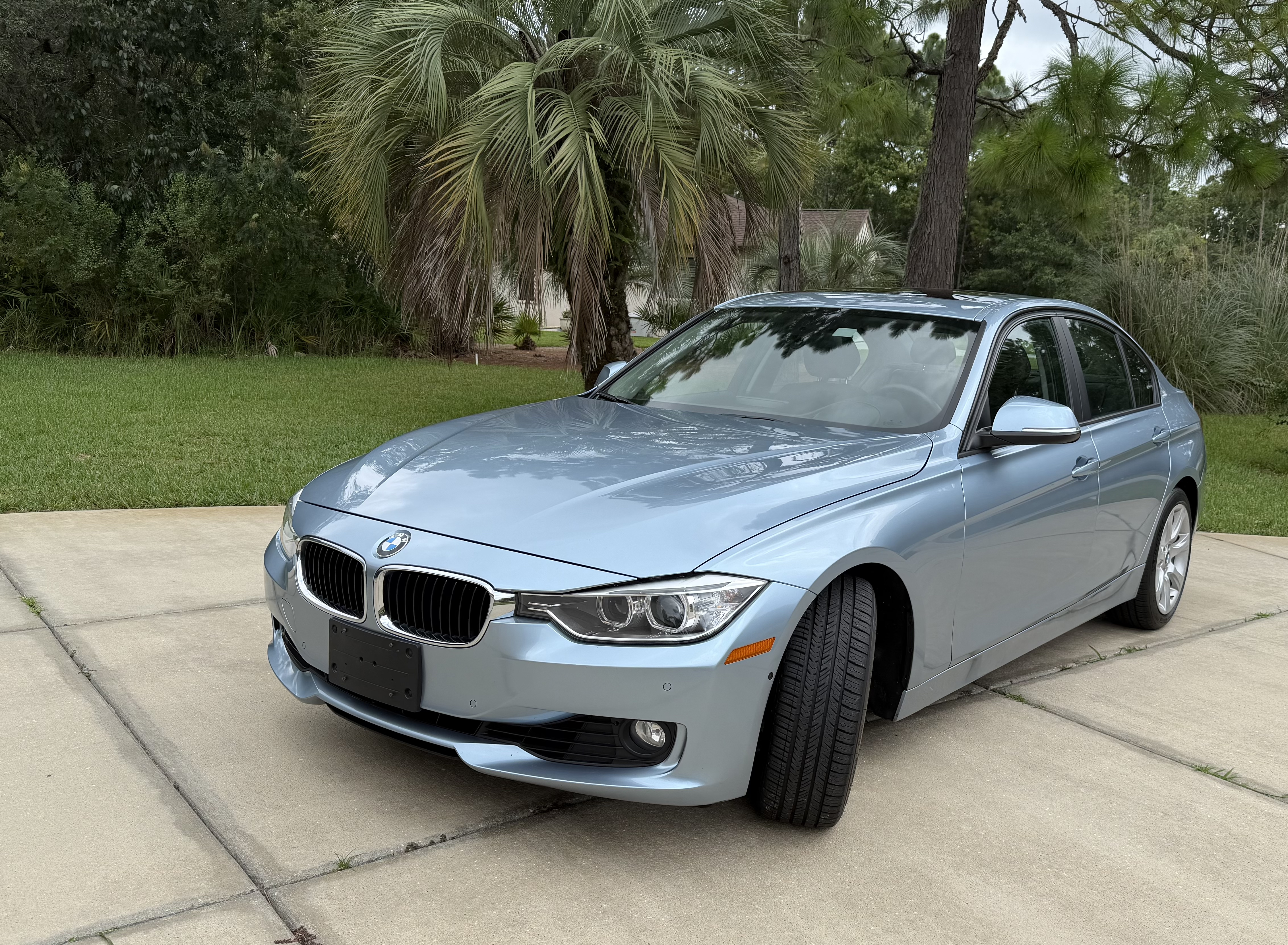 Used 2013 BMW 335i Sedan RWD image 1