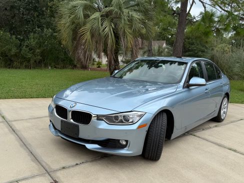 Used 2013 BMW 335i Sedan RWD image 1