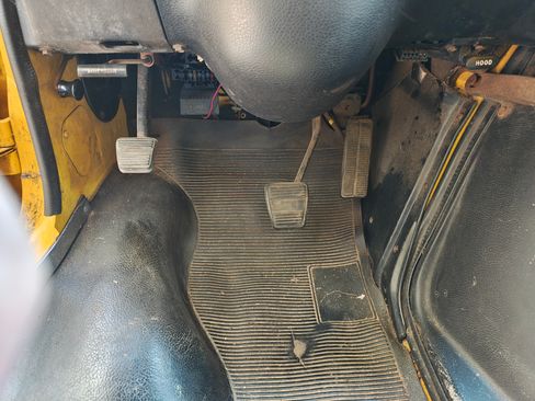 Used 1996 GMC G3500 Vandura image 25