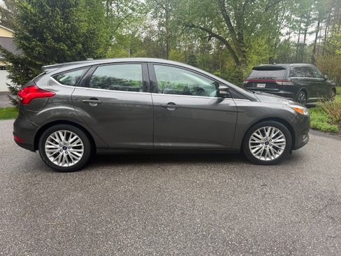 Used 2018 Ford Focus Titanium FWD image 10
