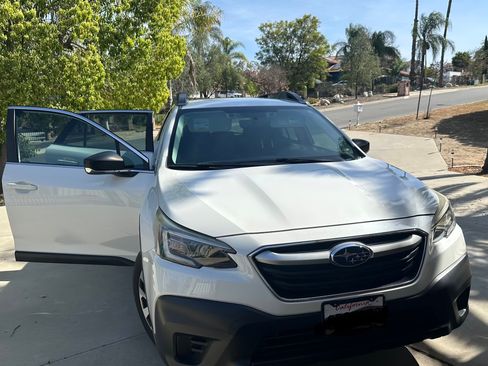 Used 2020 Subaru Outback Wagon 4D image 2