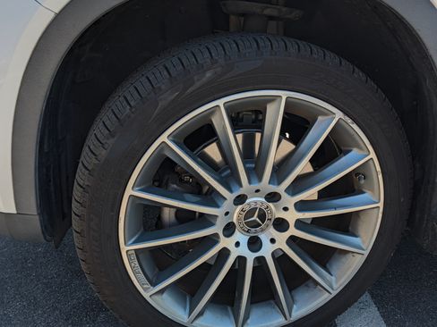Used 2018 Mercedes-Benz GLA 250 image 19