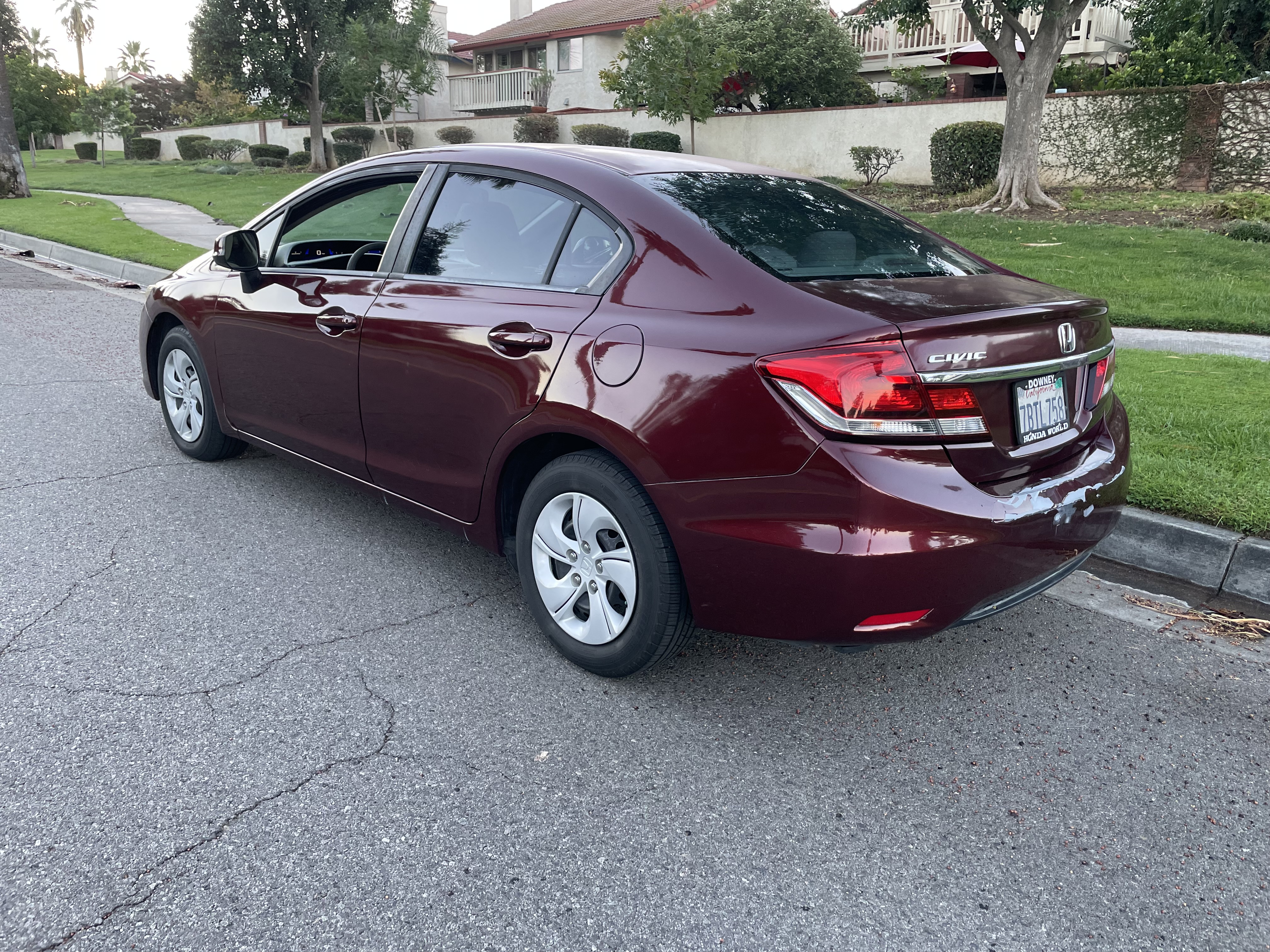 Used 2013 Honda Civic LX image 2