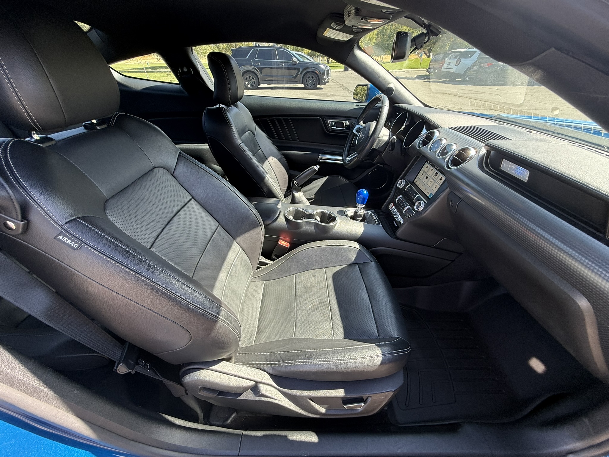 Used 2017 Ford Mustang GT Premium w/ GT Performance Package RWD image 18