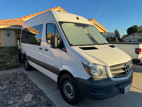 Used 2016 Mercedes-Benz Sprinter 2500 image 6