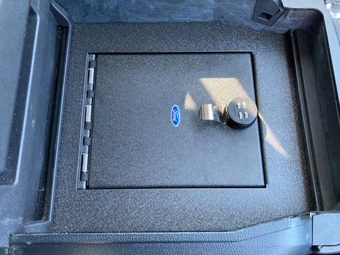 Used 2020 Ford Expedition Max Platinum image 15