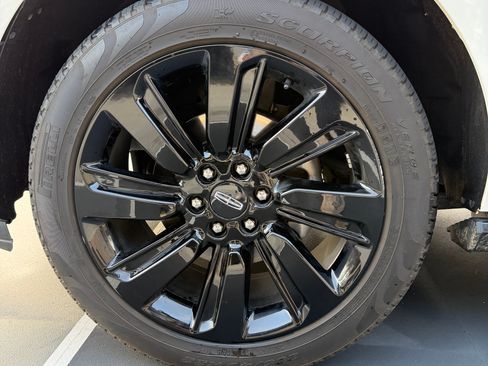 Used 2023 Lincoln Navigator Black Label image 25