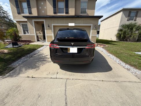 Used 2017 Tesla Model X 100D AWD/4WD image 9