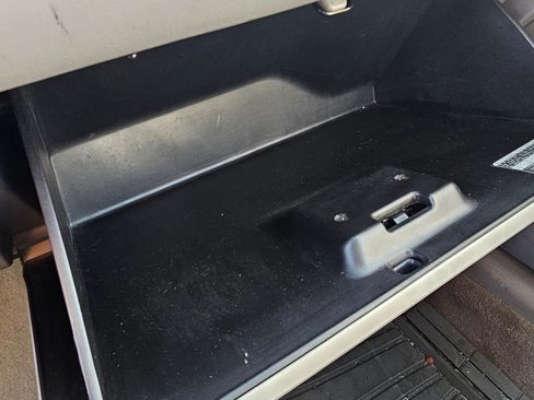 Used 2002 Toyota Camry XLE image 17