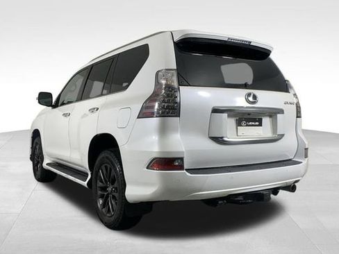 Used 2020 Lexus GX 460 Premium image 2