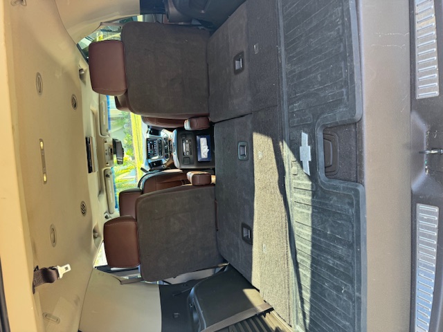 Used 2017 Chevrolet Tahoe Premier RWD image 16