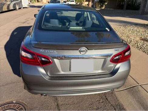Used 2017 Nissan Altima 2.5 SR image 10