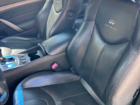 Used 2011 INFINITI G37 x Coupe AWD/4WD image 6