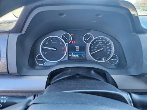 Used 2016 Toyota Tundra SR5 w/ TRD Off Road Package image 6