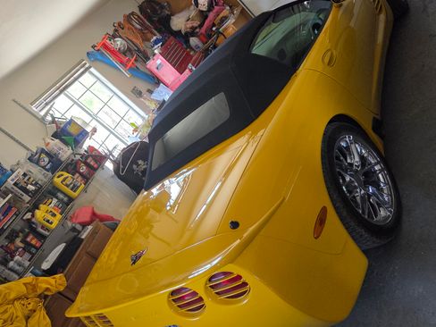 Used 2002 Chevrolet Corvette Convertible w/ Preferred Equipment Group2 image 5