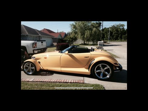 Used 2002 Chrysler Prowler Roadster 2D image 6
