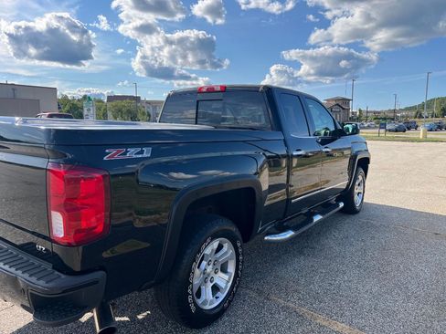 Used 2016 Chevrolet Silverado 1500 LTZ Z71 w/ LTZ Plus Package AWD/4WD image 11