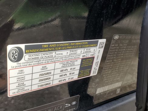Used 2018 Land Rover Discovery SE AWD/4WD image 27