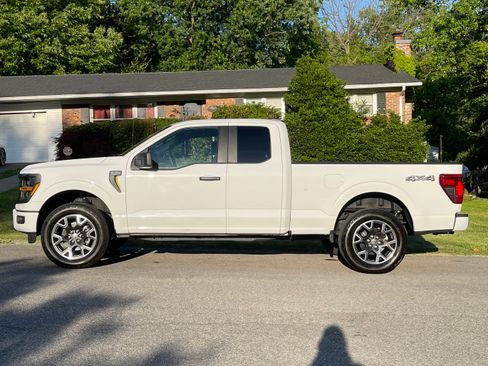 Used 2025 Ford F150 STX w/ Equipment Group 200A AWD/4WD image 4