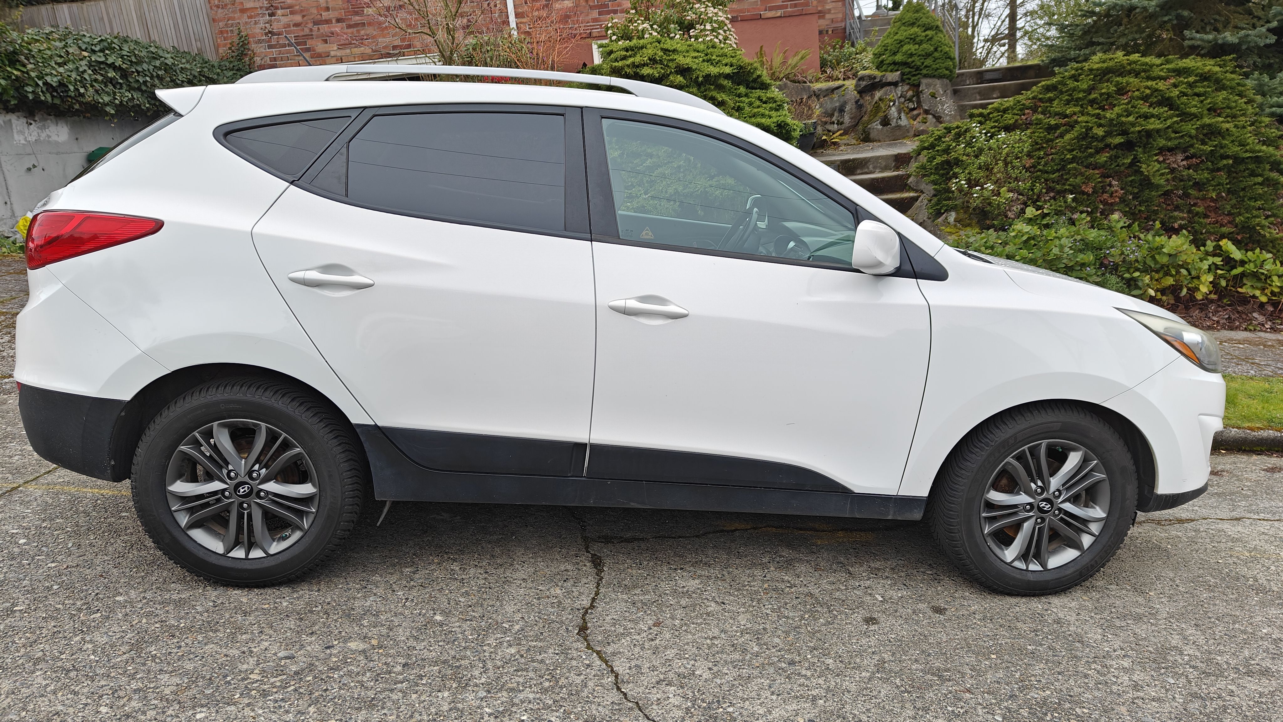 Used 2015 Hyundai Tucson SE AWD/4WD image 9