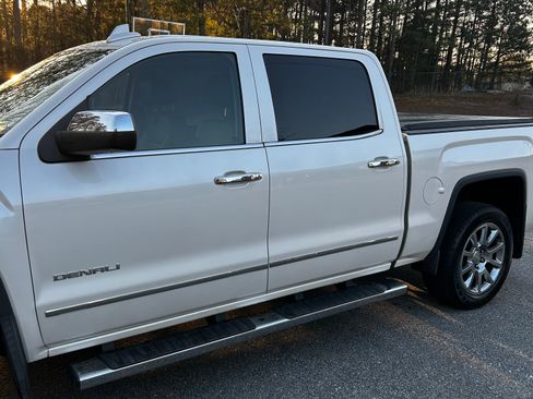 Used 2015 GMC Sierra 1500 Denali image 23