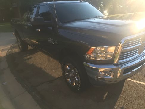 Used 2018 RAM 2500 Big Horn image 5