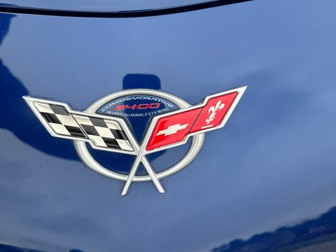 Used 2004 Chevrolet Corvette Convertible w/ Preferred Equipment Group RWD image 11