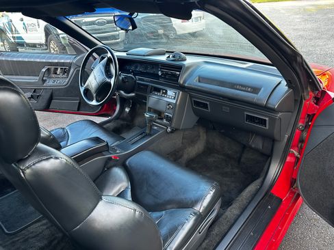 Used 1994 Oldsmobile Cutlass Supreme Convertible FWD image 17