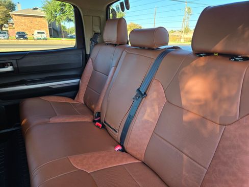 Used 2017 Toyota Tundra SR5 image 24