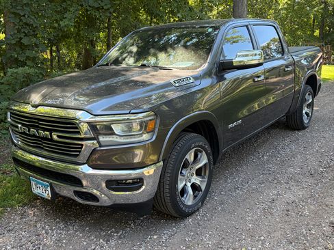 Used 2021 RAM 1500 Laramie AWD/4WD image 8
