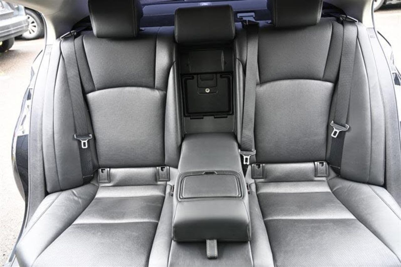 Used 2020 Lexus ES 300h FWD image 31