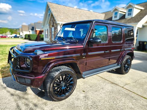 Used 2023 Mercedes-Benz G 550 image 1