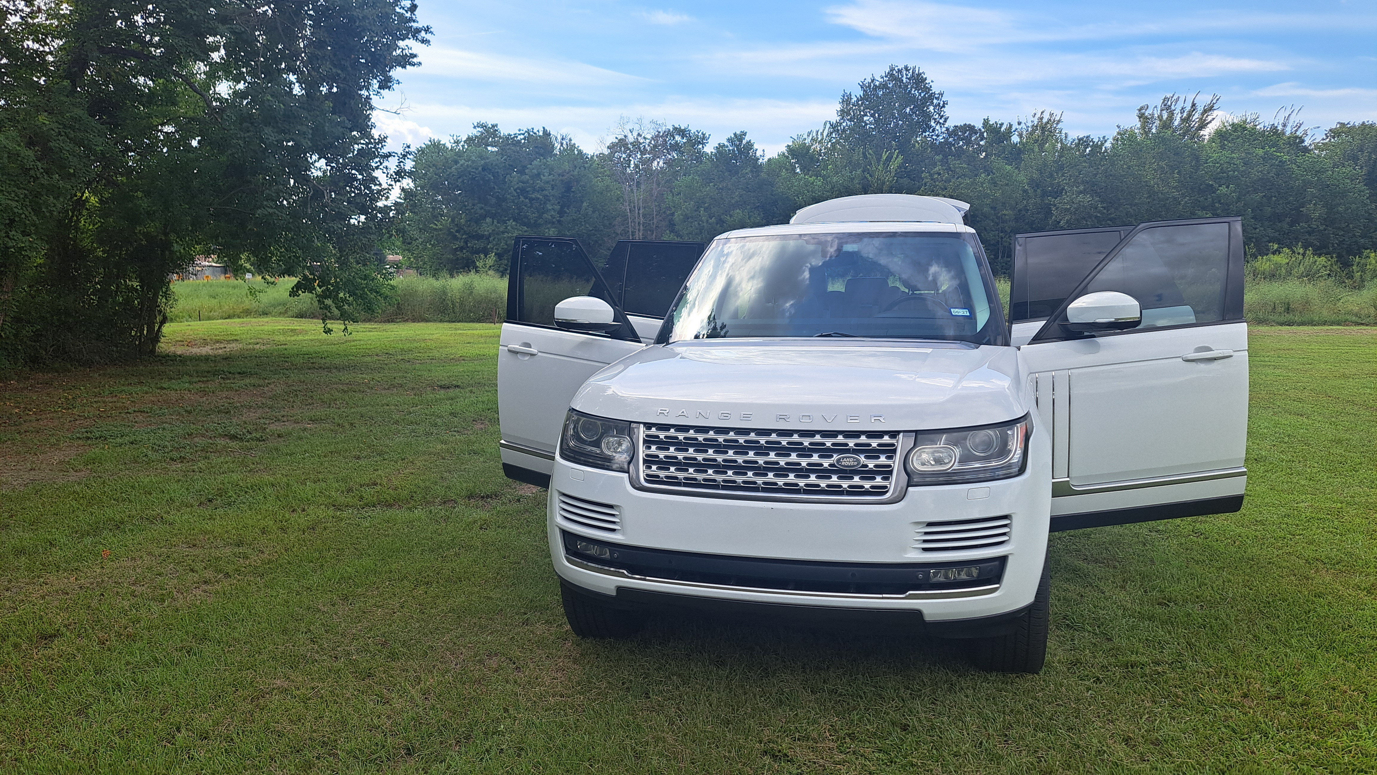 Used 2015 Land Rover Range Rover HSE AWD/4WD image 11