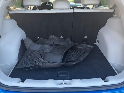 Used 2019 Jeep Compass Latitude w/ Popular Equipment Group FWD image 16