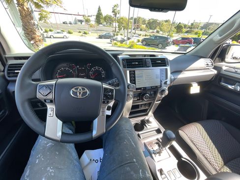 Used 2022 Toyota 4Runner Trail Special Edition image 4